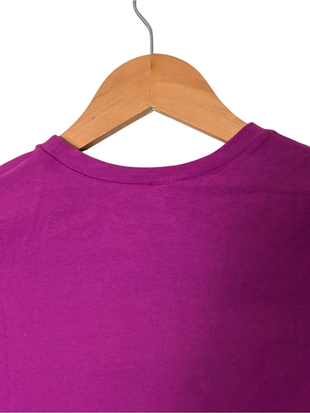 SKIMS | LIKE NEW buttery soft crew neck stretch t-shirt in lollipop size medium - Picture 10 of 13